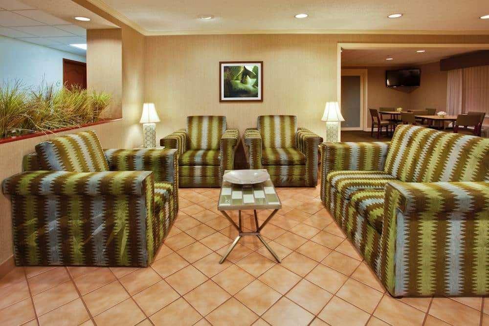 La Quinta By Wyndham Lakeland East Exterior photo